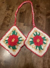 VINTAGE HAND CROCHET RED  WHITE RAISED ROSE POTHOLDER