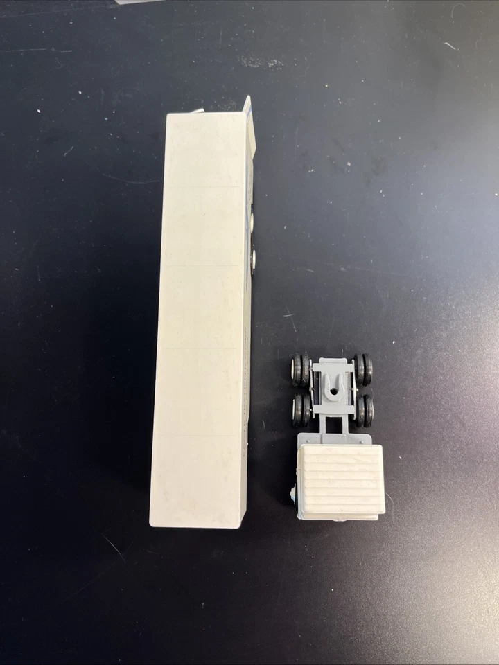 1985 Winross Eagle Transfer Corp Moving Van Tractor Trailer - Image 4 of 4