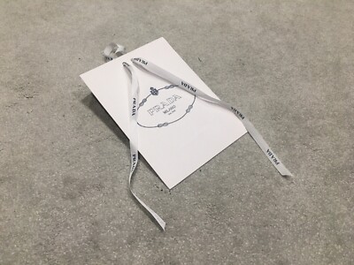 100 % authentischer Prada Milano DAL 1913 Geschenkumschlag mit Band