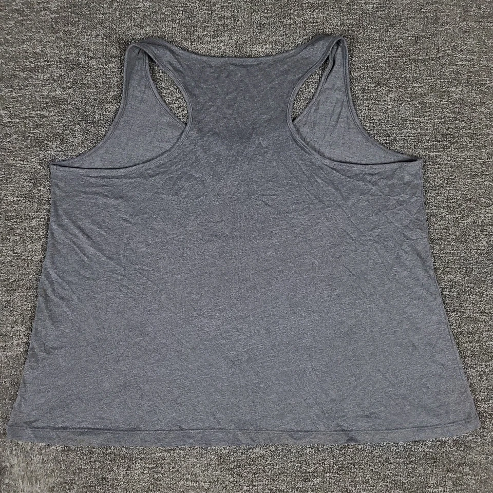 Camiseta sin mangas Doe Barbie para mujer 3 gris Good Girl Gone Glam talla grande verano espalda cruzada Foto 4 de 4