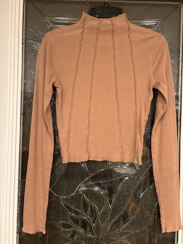 Hollister long sleve top size S