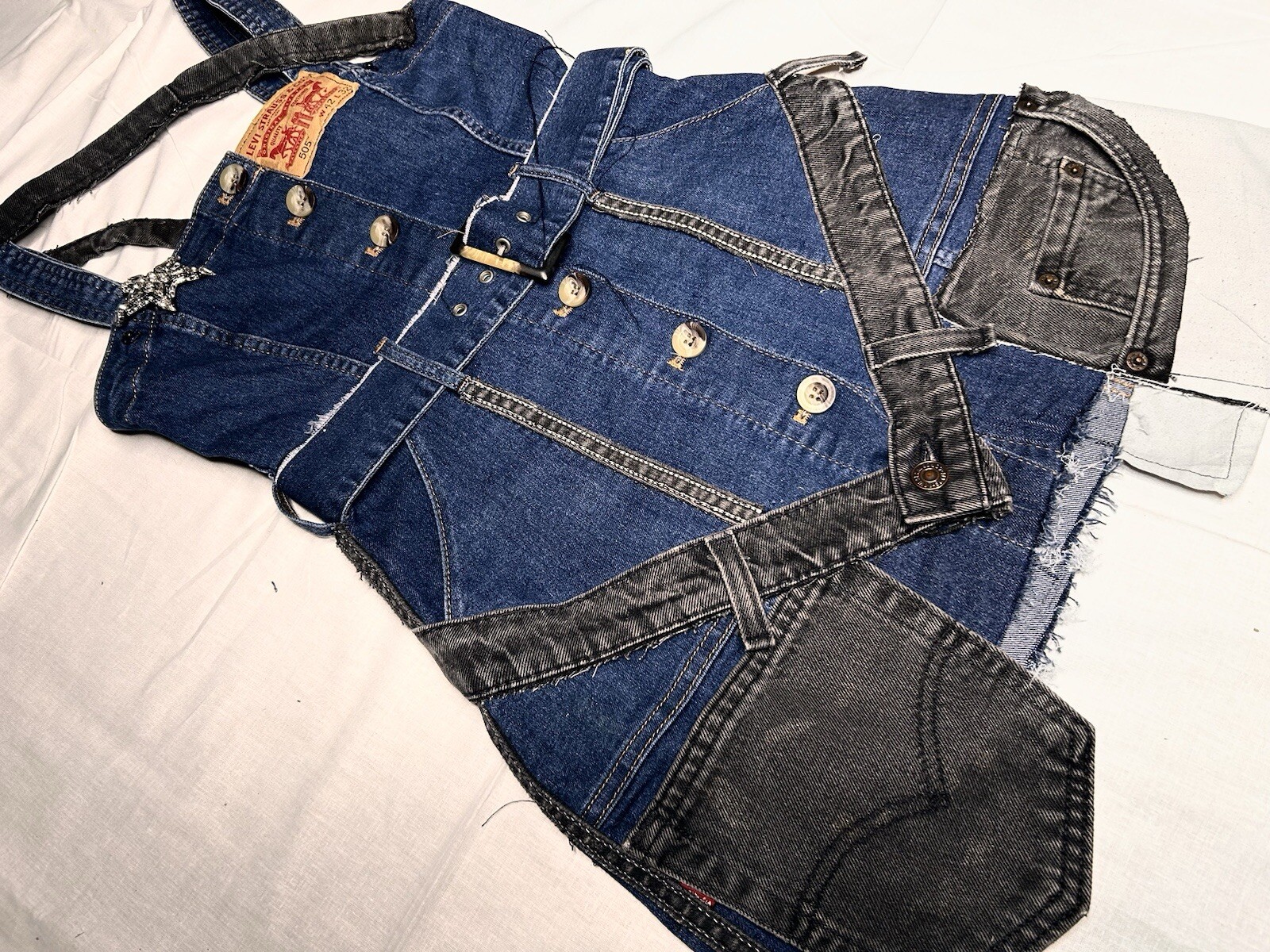 LEVI’s Vtg Mini Patchwork Denim Combat Classic Fi… - image 3