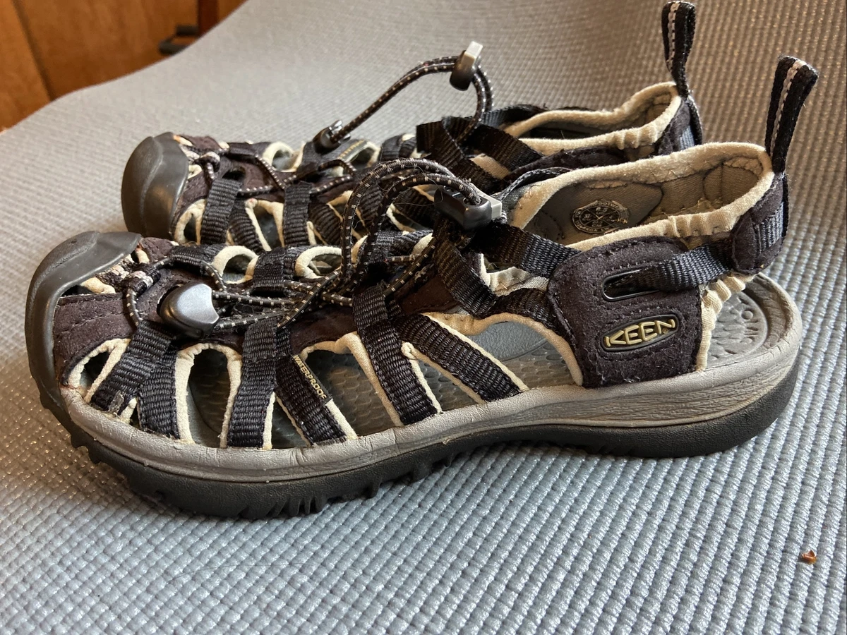Keen whisper sandals on hotsell sale