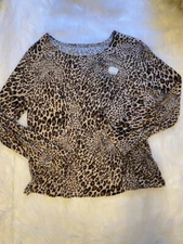 Time And Tru Maternity Shirt Womens Size XL (16-18) Leopard Print Long Sleeve