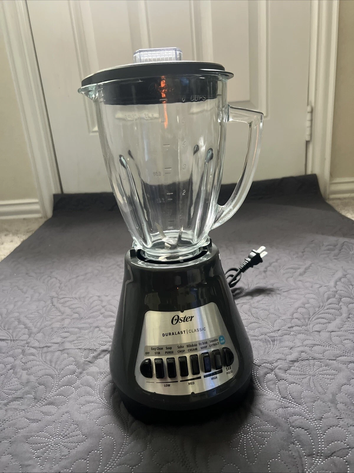 Oster Classic Series 8 Speed Blender with Crush Pro 4 Blade - Chrome TESTED WORK