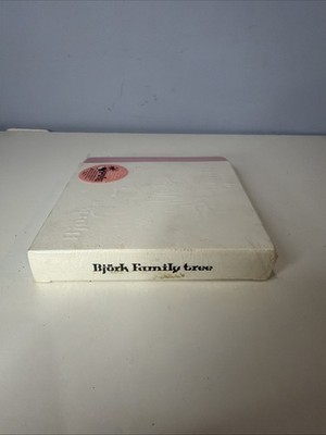 Björk Family Tree 6枚組CD Family Tree [Box] by Björk (CD, Nov-2002, 6 Discs, Elektra (Label