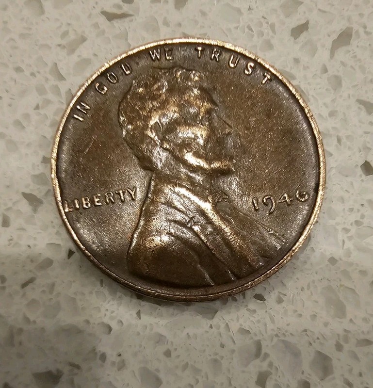 RARE WW2 1946 Wheat Penny No Mint Mark, And The "L" In Liberty Close to the rim.