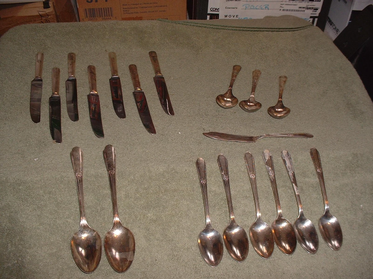Wm. Rogers Silverware Antique US Silver-Plated Flatware for sale