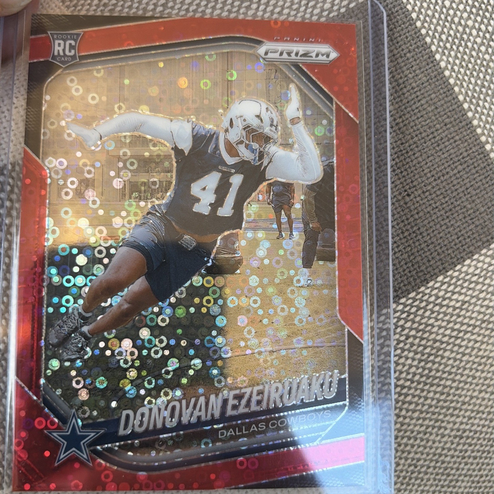 2025 Panini Prizm - Rookies Donovan Ezeiruaku #314 Red Prizm SSP 46/99 (RC)