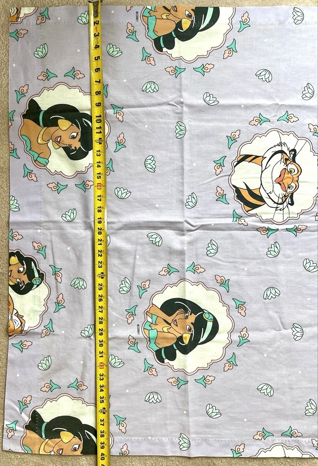 Занавеска Disney Princess Jasmine & Rajah лавандовая/фиолетовая 60 X 40 - Изображение 3 из 4