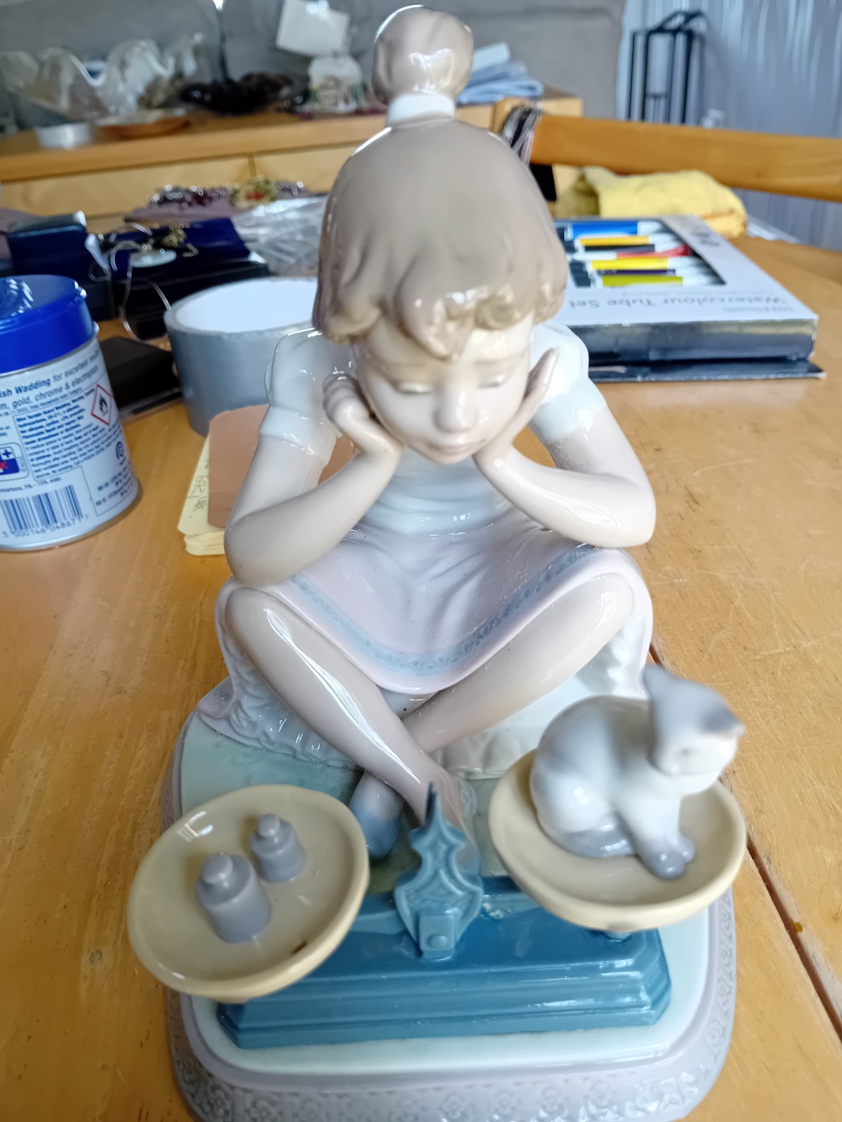 Picture 1 of 8