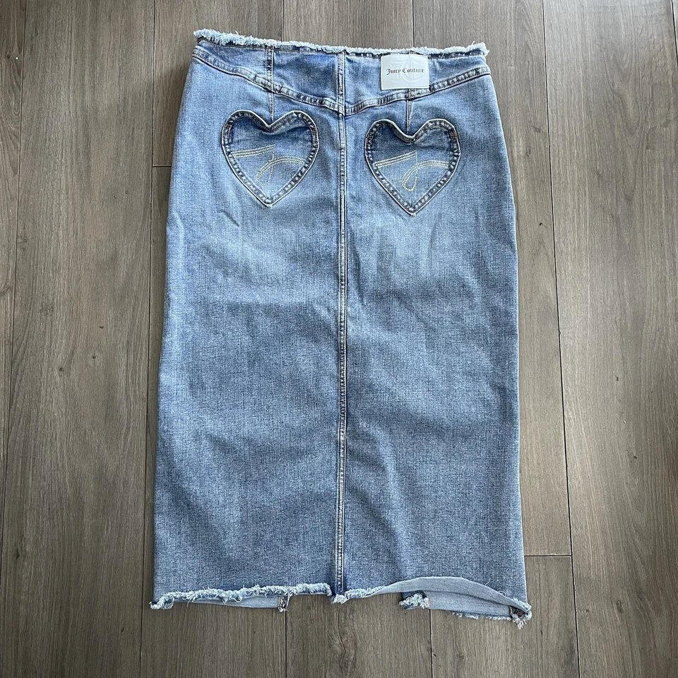 Falda vaquera Juicy Couture midi lavada ligera bolsillos en el corazón talla 8 abertura frontal  Foto 2 de 4