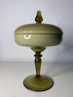 MCM Empoli Italy Olivgrün & Weiß Kunstglas Apothekerglas/überzogen Bonboniere
