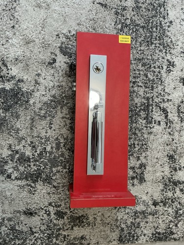 Valli & Valli K1810 Entry Handleset Architectural Door Hardware Display
