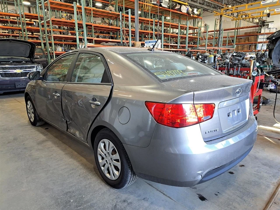 Lh Driver Side Front Door Glass 2010 Forte Sku#4255266 Foto 3 de 4