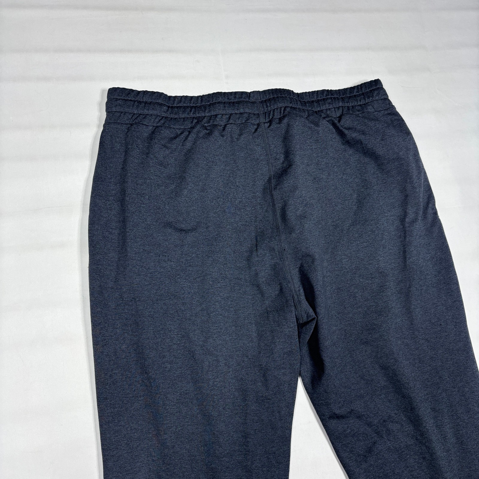 Vuori Performance Jogger Drawstring Sweatpants Mi… - image 7
