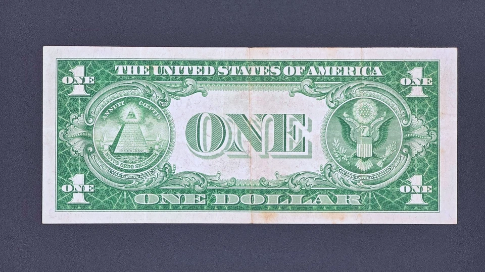 1935 Double Date US $1  Silver Certificate, FR#1607,  VF-30 Serial: A04506094A - Image 2 of 2