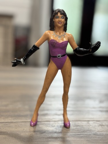 WWF LJN Titan Sport Miss Elizabeth Figure 7.5 Tall...