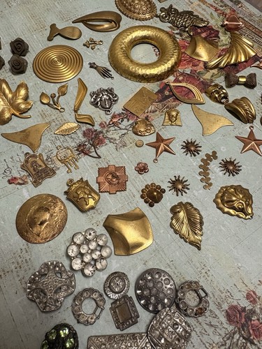 LOT OF 63 ANTIQUE BRASS STAMPINGS AND METAL FINDINGS FOR JEWELRY/SCRAPBOOKING