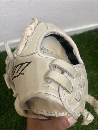 Worth Liberty Advanced Fastpitch Series: LA120WW LHT - Picture 18 of 22
