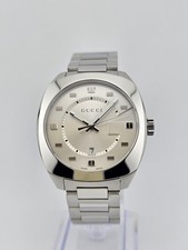 Gucci GG2570 YA142308 Men's Stainless Steel Silver Dial Watch⌚