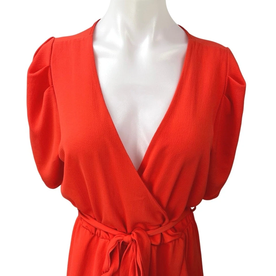 Mini vestido envolvente Aqua naranja con cuello en V manga corta abullonada con volantes y cinturón M Foto 3 de 4