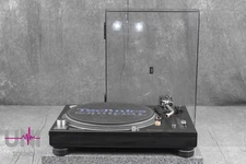 Technics SL-1200MK6 Black Direct Drive DJ Turntable in Good Condition.