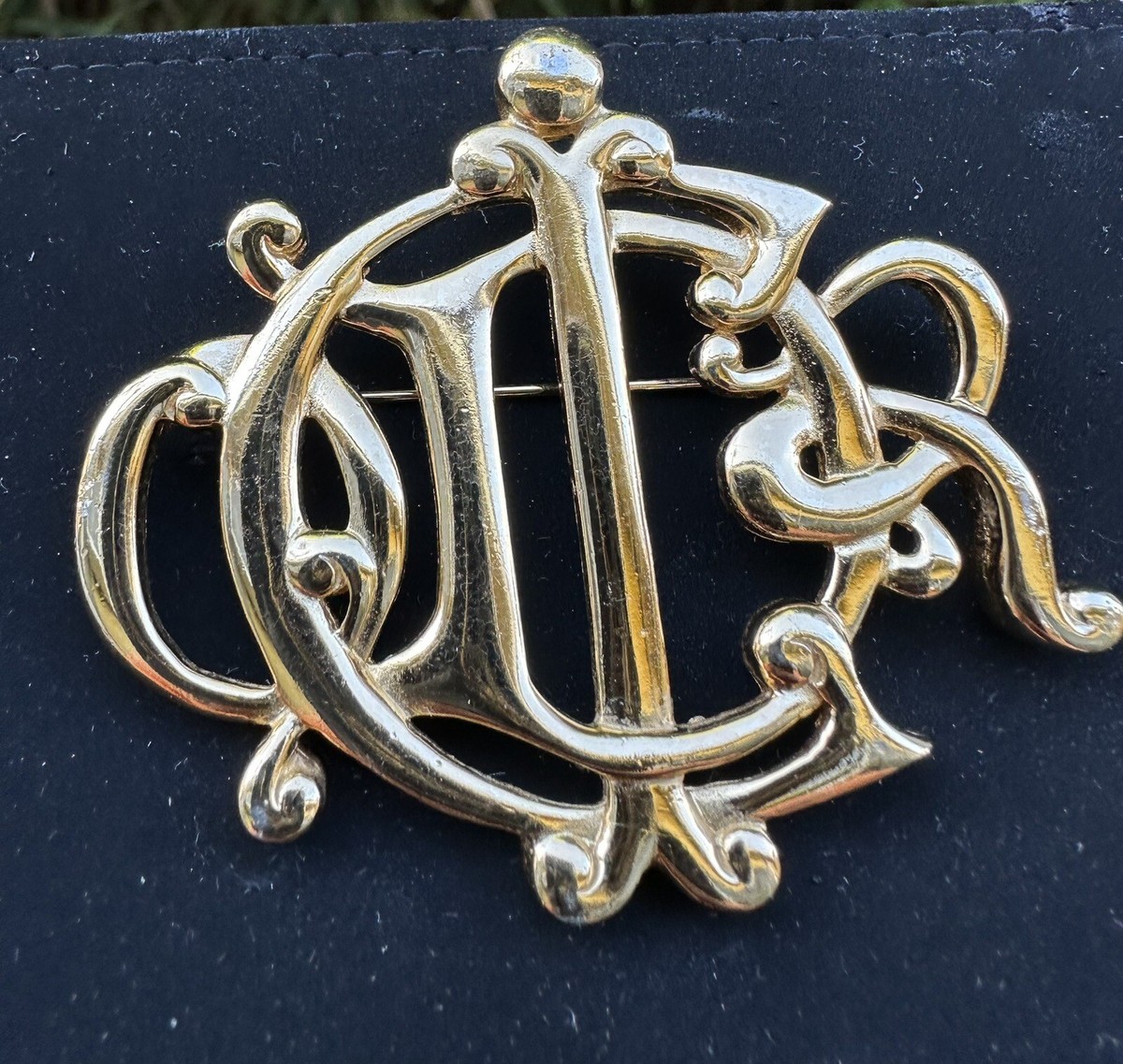 Christian Dior　Brooch Gold Vintage Vintage CHRISTIAN DIOR 1980's Gold Plated Rhinestone Logo Monogram