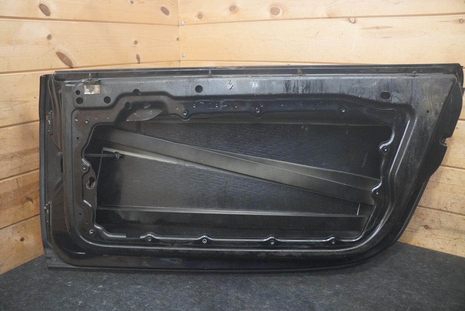 Front Right Passenger Door Shell Beluga 3W8831056 Bentley Continental GT 2005