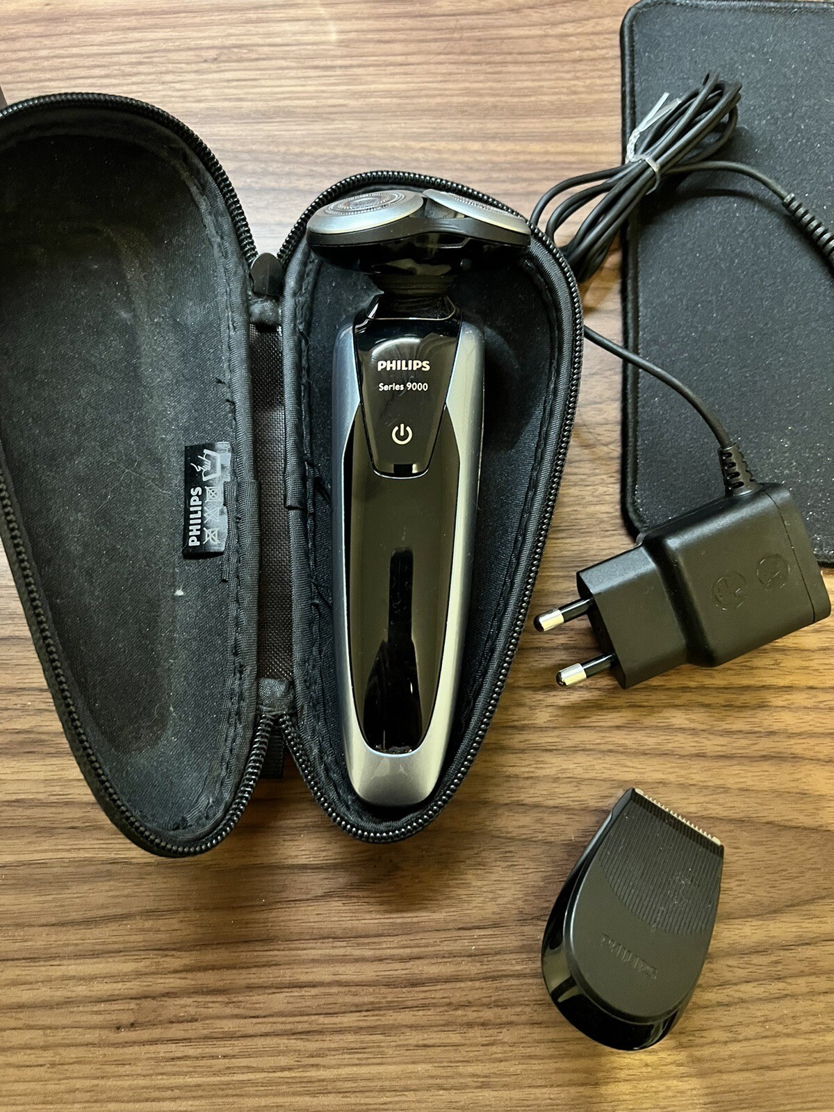 Philips Shaver series 9000 Wet and dry electric shaver eBay