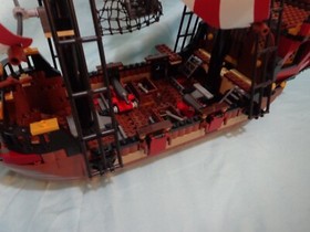 Lego Pirates II: Brickbeard's Bounty 6243 - please read description