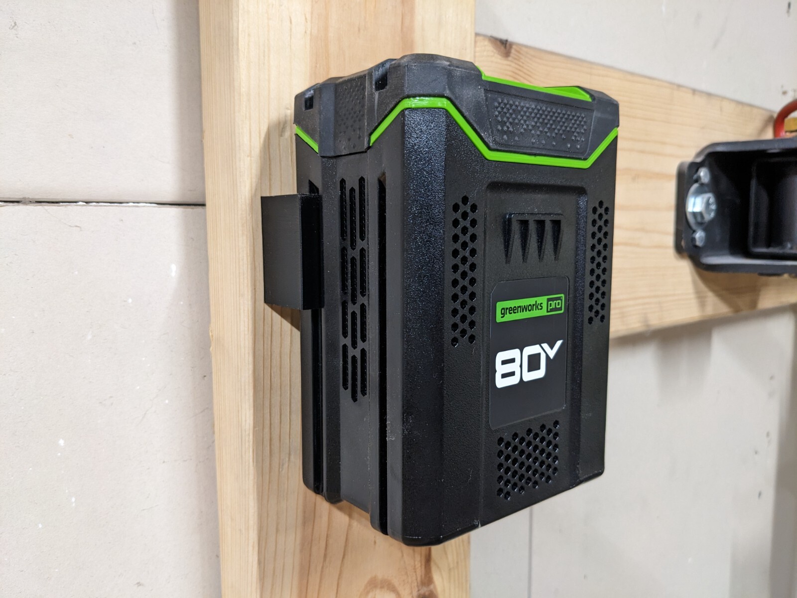 Greenworks 80v battery mount – Doom 3D Printing