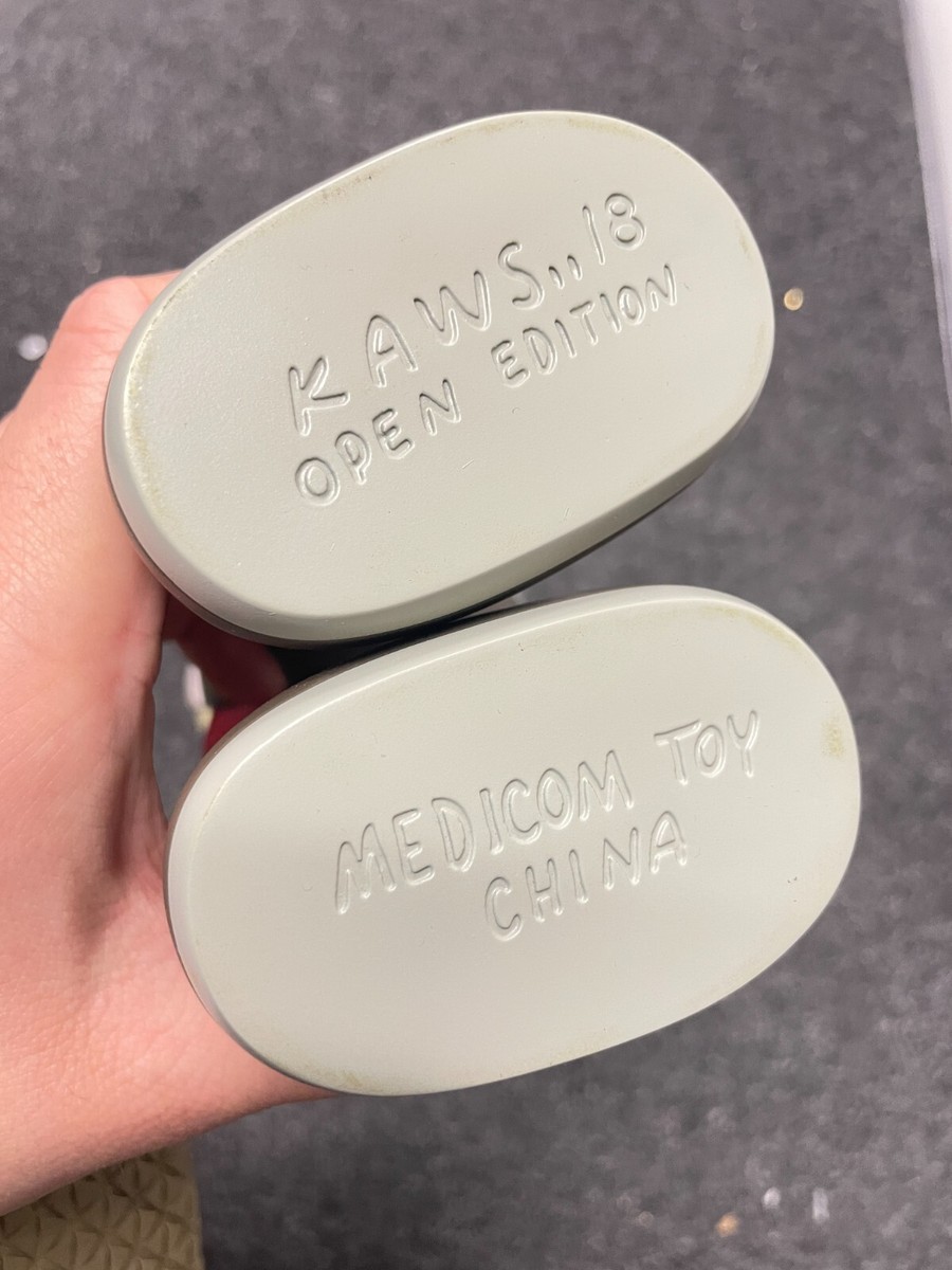 KAWS Companion Open Edition Gray Set 2016 Medicom FLAYED Pre KAWS Companion Open Edition Gray Set 2016 Medicom FLAYED Pre