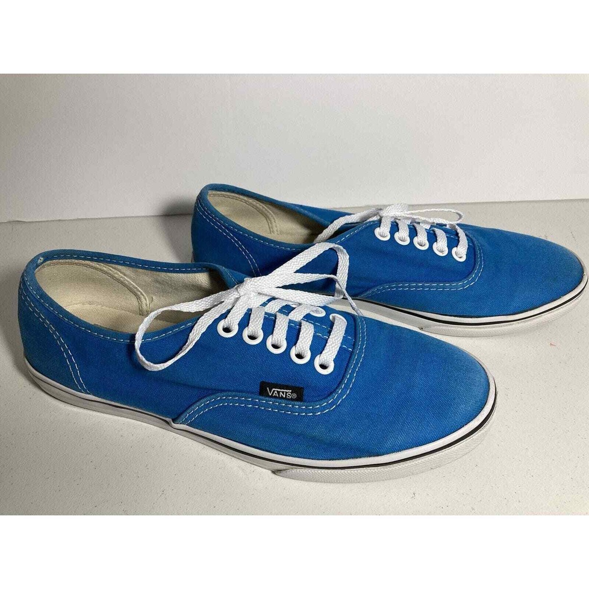 VANS Blue Low Top Canvas Lace Up Skate shoes Men SZ Women SZ Off The  Wall