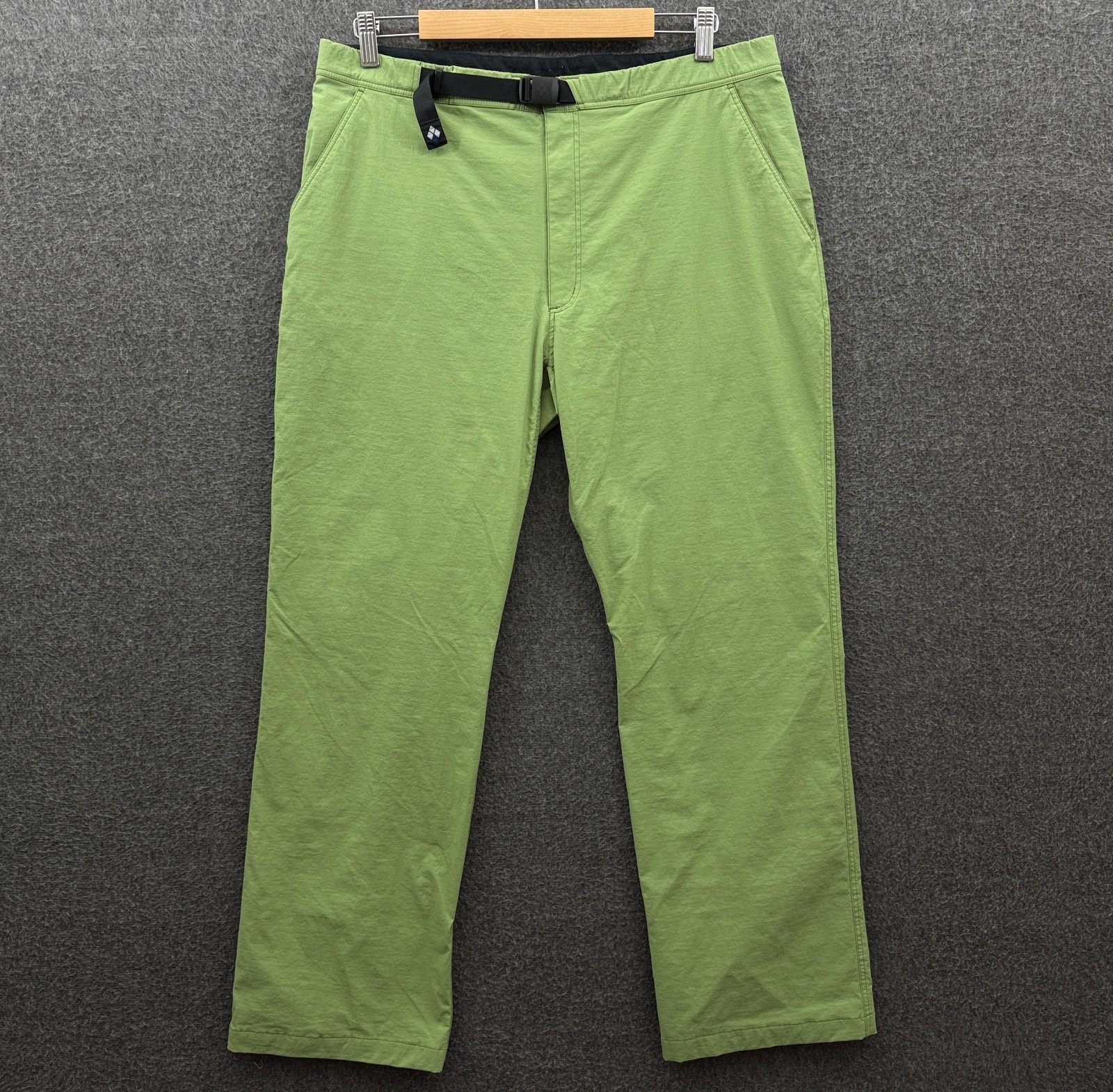 Montbell Pants Mens XL Short Green OD Stretch Lightweight Belted Hiking Outdoor