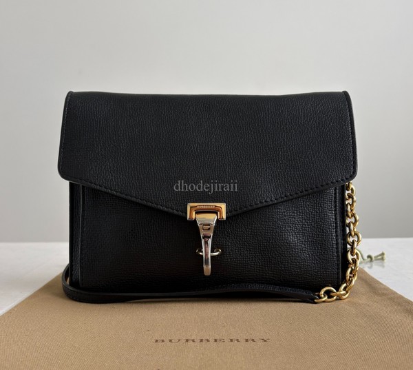 Authentic BURBERRY Calf Grain Leather Macken Crossbody/Satchel/Bag Womens Black