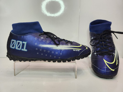 Mercurial SuperflyX 7 Academy MDS TF -Mens US 9.5- Turf Cleats - 2019 Model