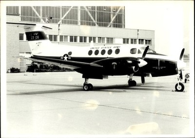 Foto Amerikanisches Militärflugzeug, Beechcraft, 23 126 - 3835141