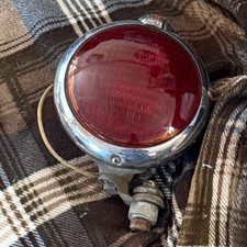 Vintage Unity Mfg. Co. Chgo. U.s.a. Model F1 Red Spottail Light A