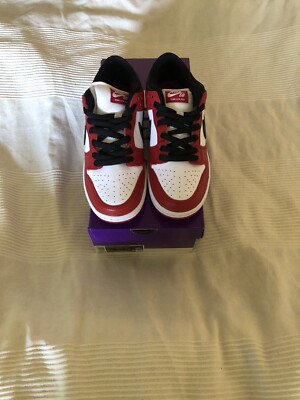 Nike SB Dunk Low Pro Chicago (Varsity Red and White)  EUR 40