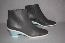 CAMPER Boots de confort Cuir Gris Foncé T 40 TBE