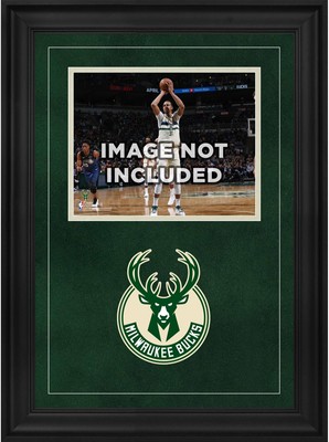 Milwaukee Bucks Deluxe 8'' x 10'' Horizontal Photograph Frame with Team Logo