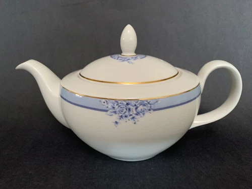 Vintage Royal Doulton New Romance Collection 1997 TARA Large Teapot -New