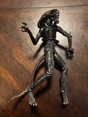 NECA 2018 Alien Xenomorph Action Figure - Collectible - Excellent Condition