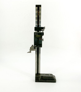 Mitutoyo Co. HDS-12” Digital Height Gauge Calibrator 12" 570-213