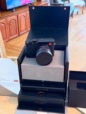 Leica Q2 47.3 MP Digital SLR Camera - Black