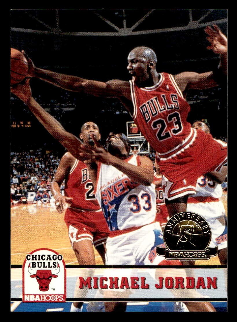 1993-94 Hoops #28 Michael Jordan Chicago Bulls Fifth Anniversary Gold MINT