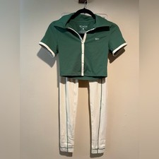 SET Active set - Sportbody crop collared top  leggings green  IVORY size small