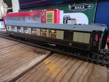 Hornby OO Gauge R4418 Pullman Bar Car The New Century Bar With Lights