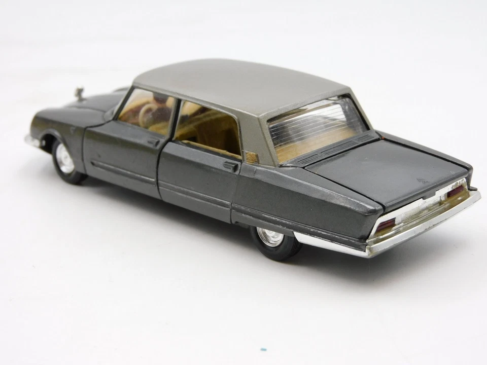 Dinky Toys 1435 Citroen DS Presidentielle 1/43 vintage die cast model car w/box - Immagine 3 di 4